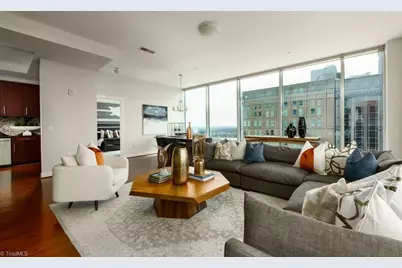 201 N Elm Street #1403, Greensboro, NC 27401 - Photo 11