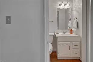 1303 W Cornwallis Dr, Greensboro, NC 27408 - Photo 29