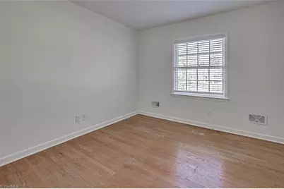 1303 W Cornwallis Drive, Greensboro, NC 27408 - Photo 23