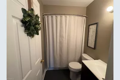 6517 Blazingwood Drive, Pfafftown, NC 27040 - Photo 9