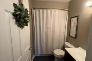 6517 Blazingwood Dr, Pfafftown, NC 27040 - Photo 9