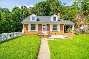 820 Moore St, Reidsville, NC 27320 - Photo 1