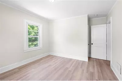 820 Moore Street, Reidsville, NC 27320 - Photo 17