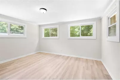 820 Moore Street, Reidsville, NC 27320 - Photo 27