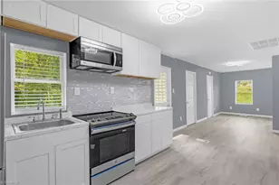 971 Willow St, Reidsville, NC 27320 - Photo 13