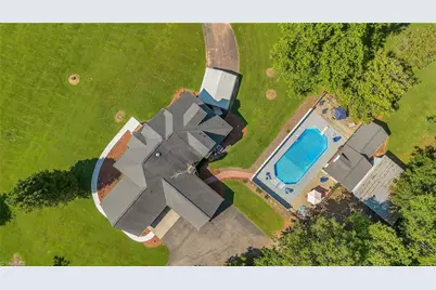 2027 Boiling Springs Road, Purlear, NC 28665 - Photo 9