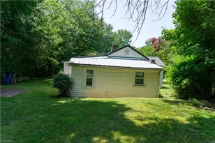 4203 Dellwood Dr, Winston-Salem, NC 27105 - Photo 5