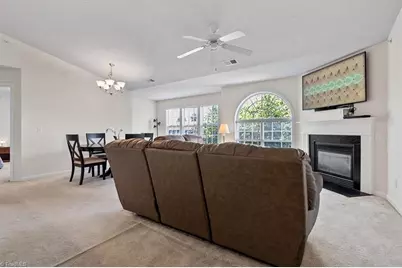 2600 Pennoak Way #M, Greensboro, NC 27407 - Photo 5