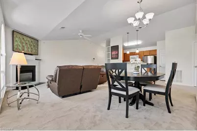 2600 Pennoak Way #M, Greensboro, NC 27407 - Photo 9