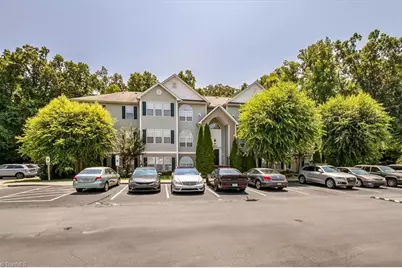 2600 Pennoak Way #M, Greensboro, NC 27407 - Photo 3