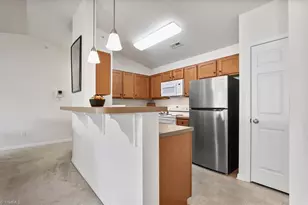 2600 Pennoak Way, Greensboro, NC 27407 - Photo 11