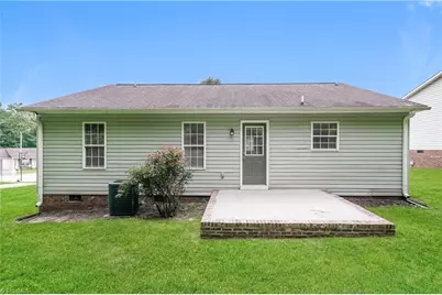 107 Layton Way, Thomasville, NC 27360 - Photo 15