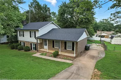 5406 Lawndale Drive, Greensboro, NC 27455 - Photo 3