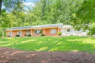 1011 Westmont Dr, Asheboro, NC 27205 - Photo 3