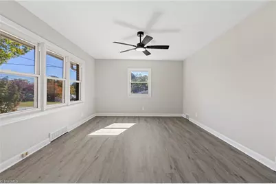 1200 Lockland Avenue, Winston-Salem, NC 27103 - Photo 9