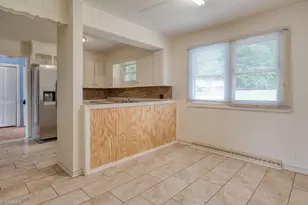 168 Oak Summit Rd, Winston-Salem, NC 27105 - Photo 9