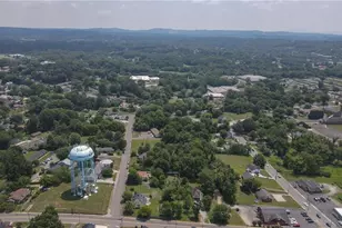 704 E Haymore St, Mount Airy, NC 27030 - Photo 11