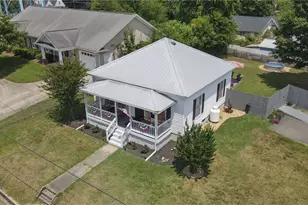 704 E Haymore St, Mount Airy, NC 27030 - Photo 3