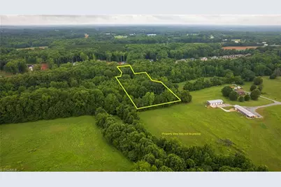 883 Kapstone Crossing, Lexington, NC 27295 - Photo 3