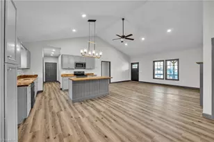 106 Blairfield Ct, North Wilkesboro, NC 28659 - Photo 17