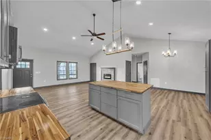 106 Blairfield Ct, North Wilkesboro, NC 28659 - Photo 21