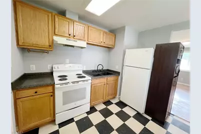 2304 Madre Place, Greensboro, NC 27406 - Photo 7