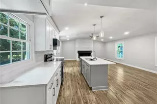 806 Larkwood Dr, Greensboro, NC 27410 - Photo 13