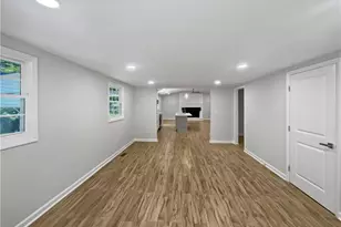 806 Larkwood Dr, Greensboro, NC 27410 - Photo 7