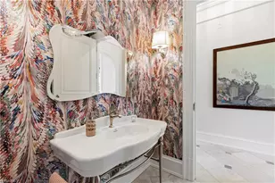 301 Wentworth Dr, Greensboro, NC 27408 - Photo 15