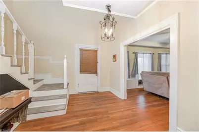 334 E Swannanoa Avenue, Liberty, NC 27298 - Photo 5