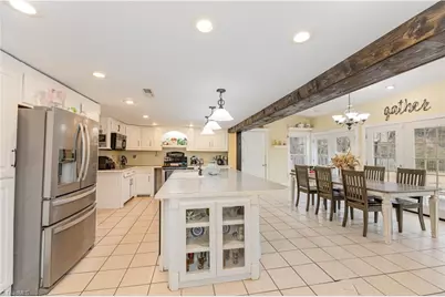 334 E Swannanoa Avenue, Liberty, NC 27298 - Photo 9