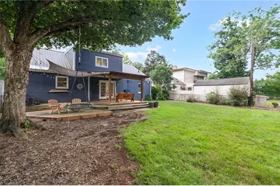 209 E Avondale Drive, Greensboro, NC 27403 - Photo 37