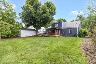 209 E Avondale Dr, Greensboro, NC 27403 - Photo 35