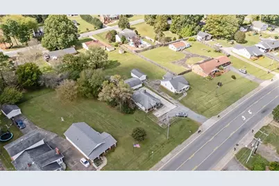 7596 Broad Street, Rural Hall, NC 27045 - Photo 9