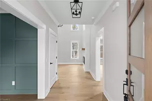 447 Wentworth Dr, Winston-Salem, NC 27107 - Photo 3