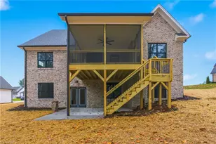 429 Wentworth Dr, Winston-Salem, NC 27107 - Photo 25