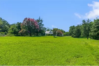 3433 Rolling Road, High Point, NC 27265 - Photo 5