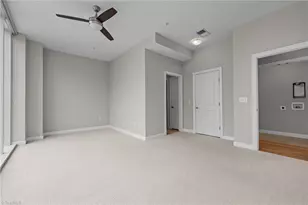 201 Elm St, Greensboro, NC 27401 - Photo 25