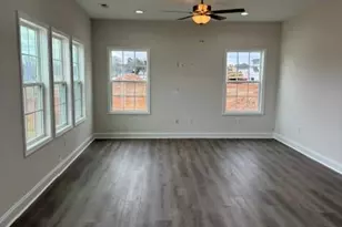 3707 Contimental Sq, Kernersville, NC 27284 - Photo 7