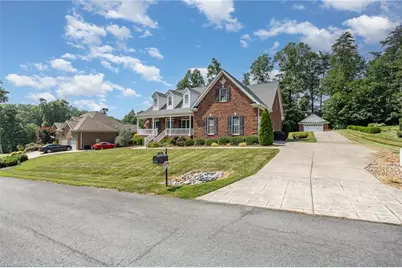 6623 Aspen Forest Lane, Walkertown, NC 27051 - Photo 3