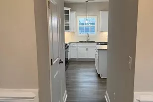 3725 Contimental Sq, Kernersville, NC 27284 - Photo 3