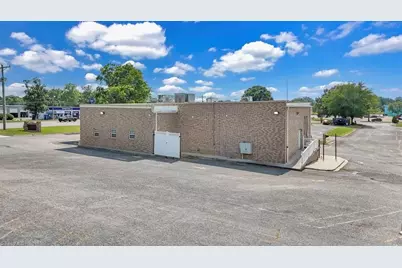 203B E Meadow Road, Eden, NC 27288 - Photo 5