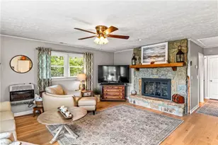 924 Balsam Dr, Newland, NC 28657 - Photo 9
