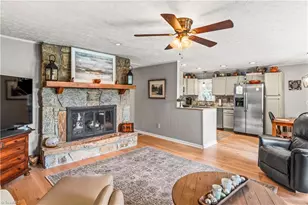 924 Balsam Dr, Newland, NC 28657 - Photo 11