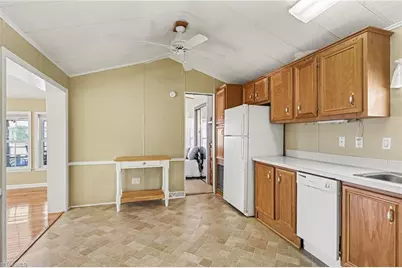 122 Maple Street, New London, NC 28127 - Photo 9