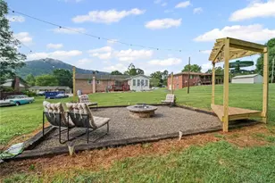 3471 Greentree Acres Rd, Valdese, NC 28690 - Photo 3