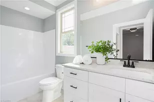 2200 Delaine Point, High Point, NC 27265 - Photo 35