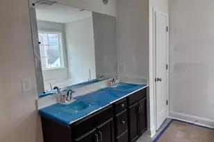 3713 Contimental Sq, Kernersville, NC 27284 - Photo 11