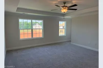 3713 Contimental Square, Kernersville, NC 27284 - Photo 9