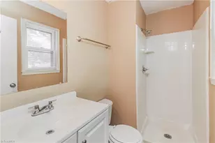 3012 Manchester Dr, Jamestown, NC 27282 - Photo 11